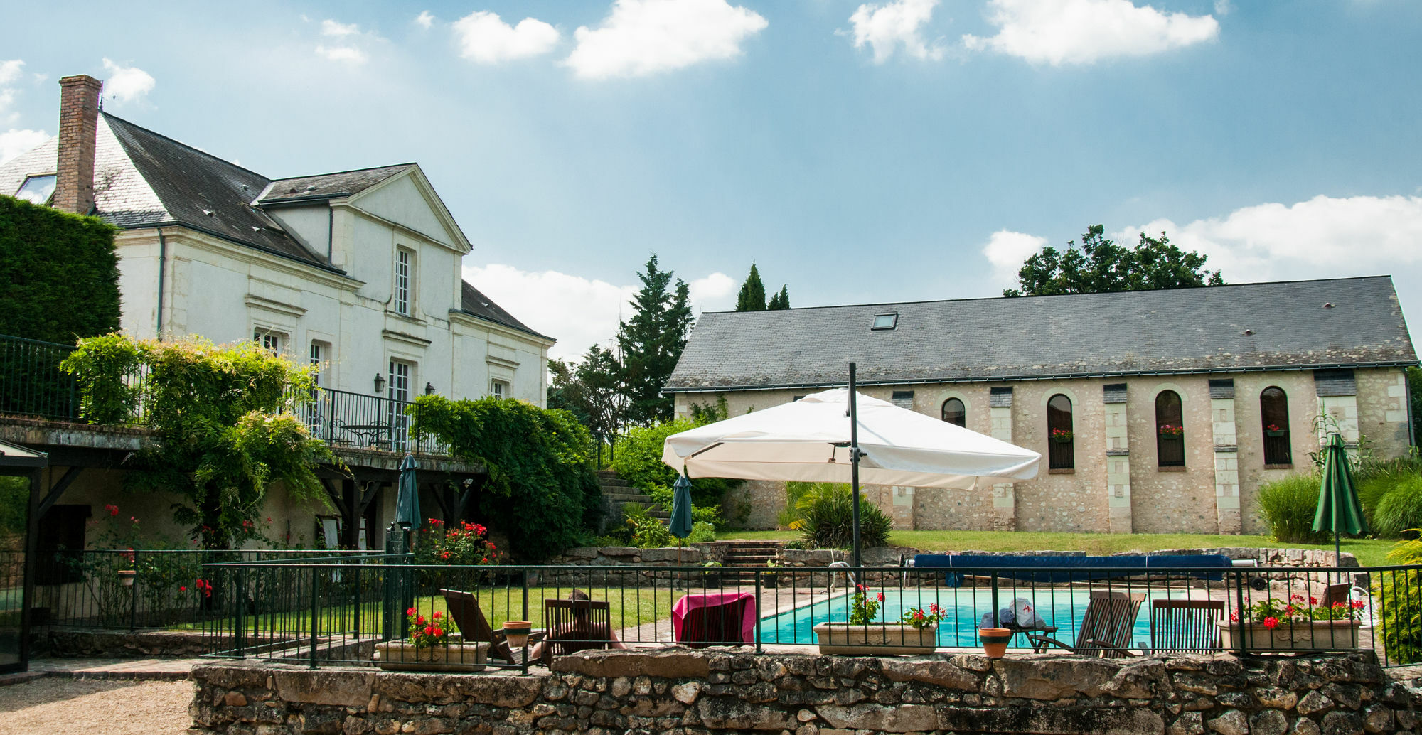 Domaine De La Courbe Hotel Le Lude Exterior foto