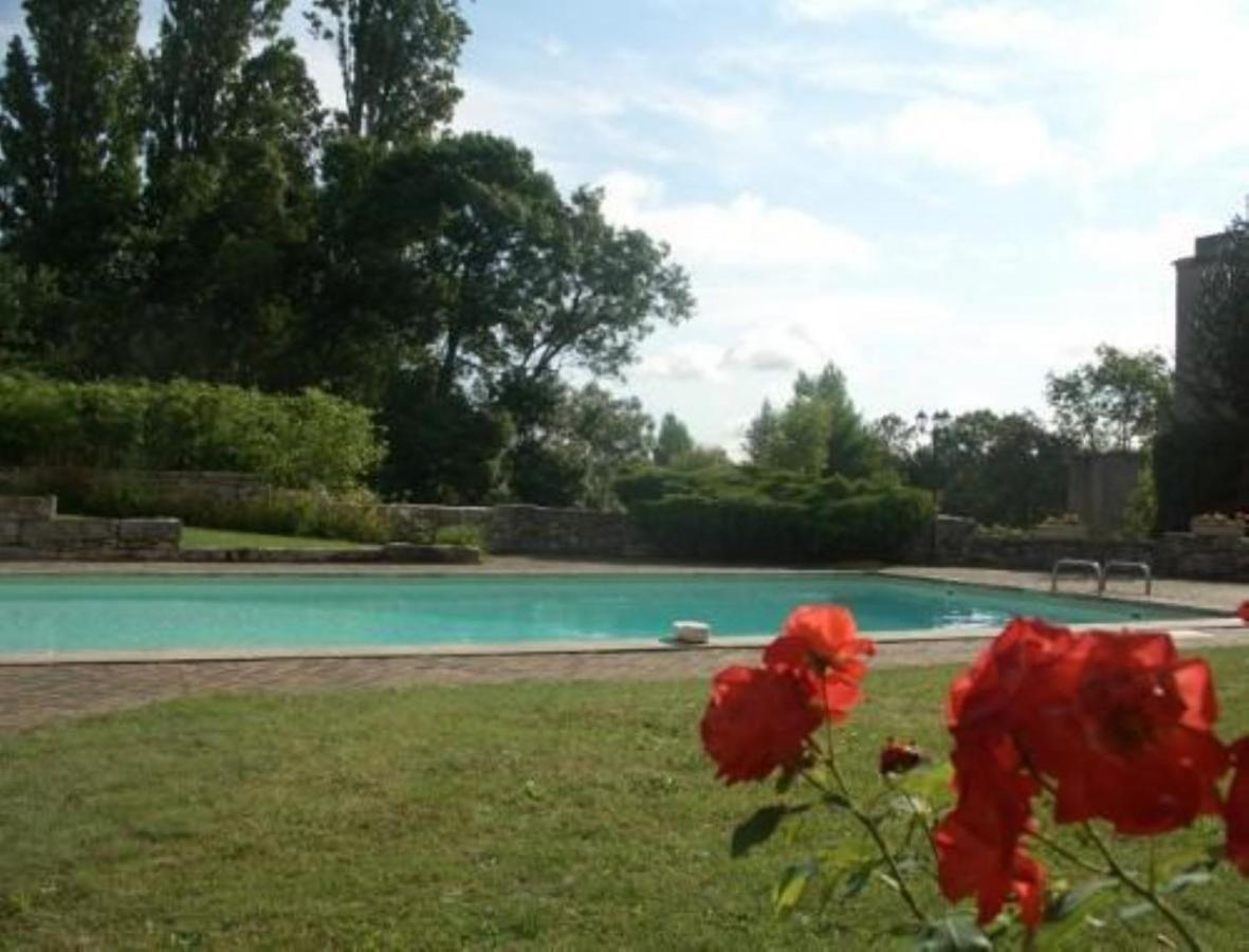Domaine De La Courbe Hotel Le Lude Exterior foto